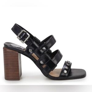 NWOB Vince Camuto Cildia Sandal